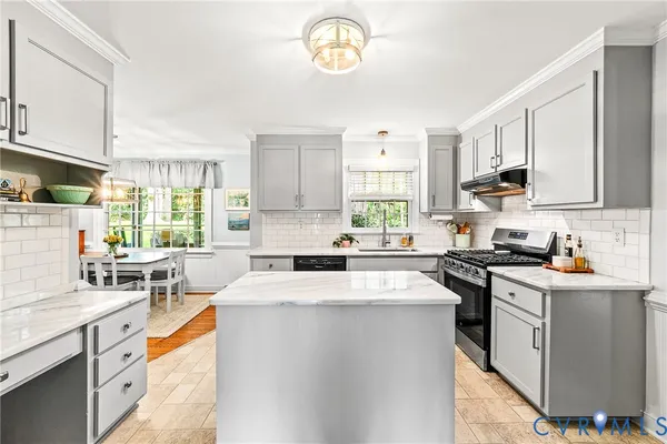$505,000 | 1013 Castle Hollow Road, Midlothian, VA 23114