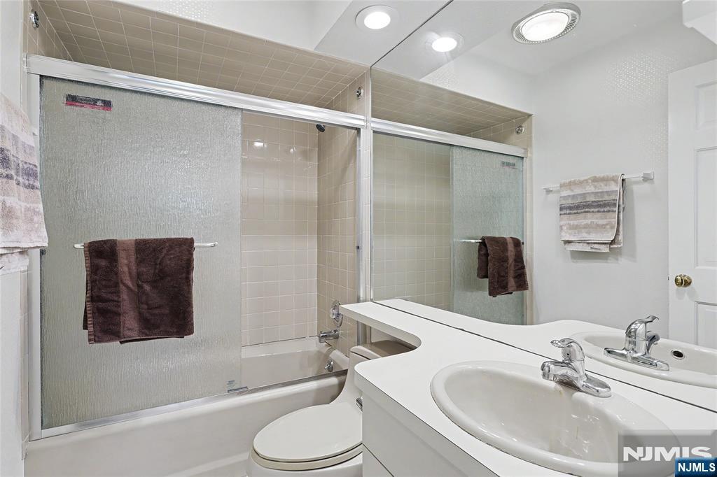 9 Cameron Road Saddle River, NJ 07458 - Photo 38 of 50 Gallery Image 38