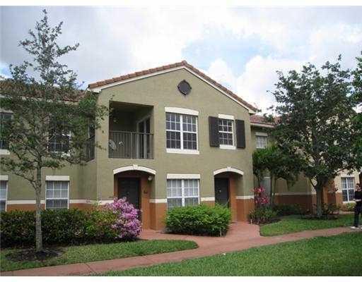 10306 Fox Trail Road South, Unit 912 West Palm Beach, FL 33411 - Photo 4 of 18 567