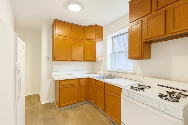 $375,000 | 915 East 17th Street, Unit 302 | Midwood