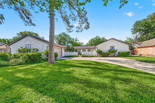 $315,000 | 12707 Pantano Drive, Houston, TX 77065