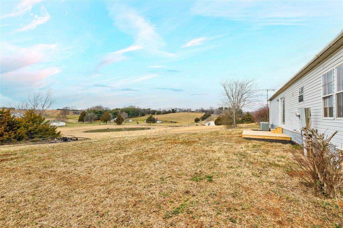 116 Windsong Road Sweetwater, TN 37874 - Photo 26 of 29 26-116-Windsong-Rd-Sweetwater-TN-26