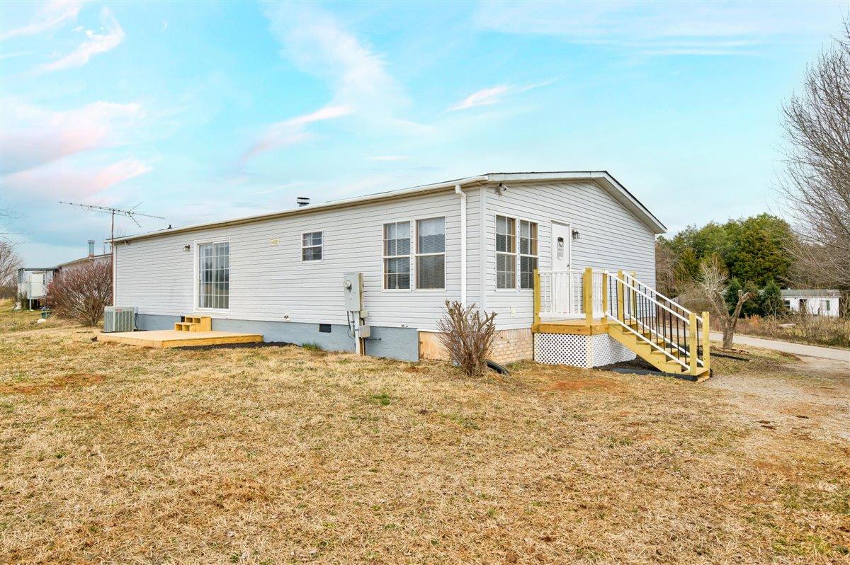 116 Windsong Road Sweetwater, TN 37874 - Photo 27 of 29 27-116-Windsong-Rd-Sweetwater-TN-27