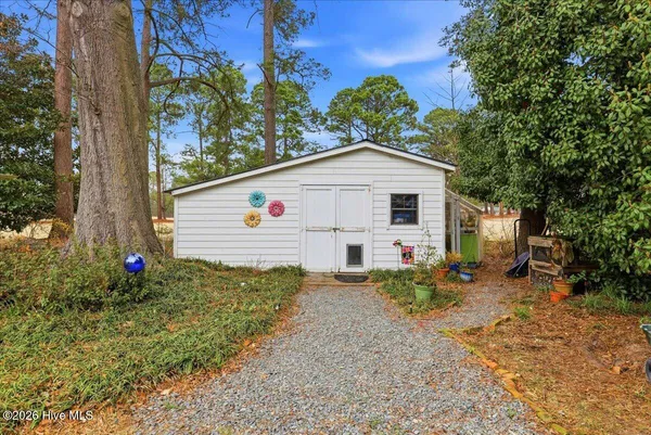 $409,000 | 206 Ramblewood Drive, Mount Olive, NC 28365