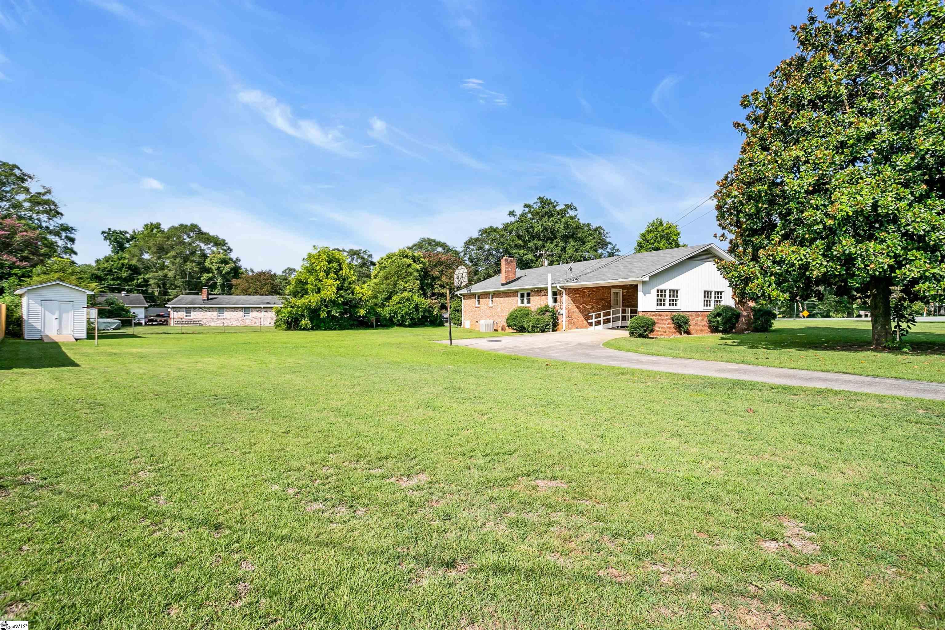 1 Vine Hill Road Greenville, SC 29607 - Photo 38 of 45 Gallery Image 38