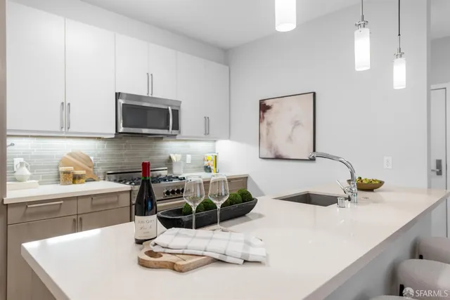 $990,000 | 238 Olive Street, Unit 302, San Francisco, CA 94109