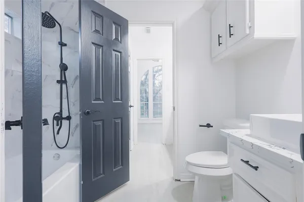 $440,000 | 17527 Sandy Cliffs Drive, Houston, TX 77090