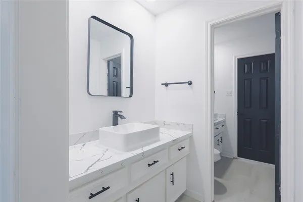 $440,000 | 17527 Sandy Cliffs Drive, Houston, TX 77090