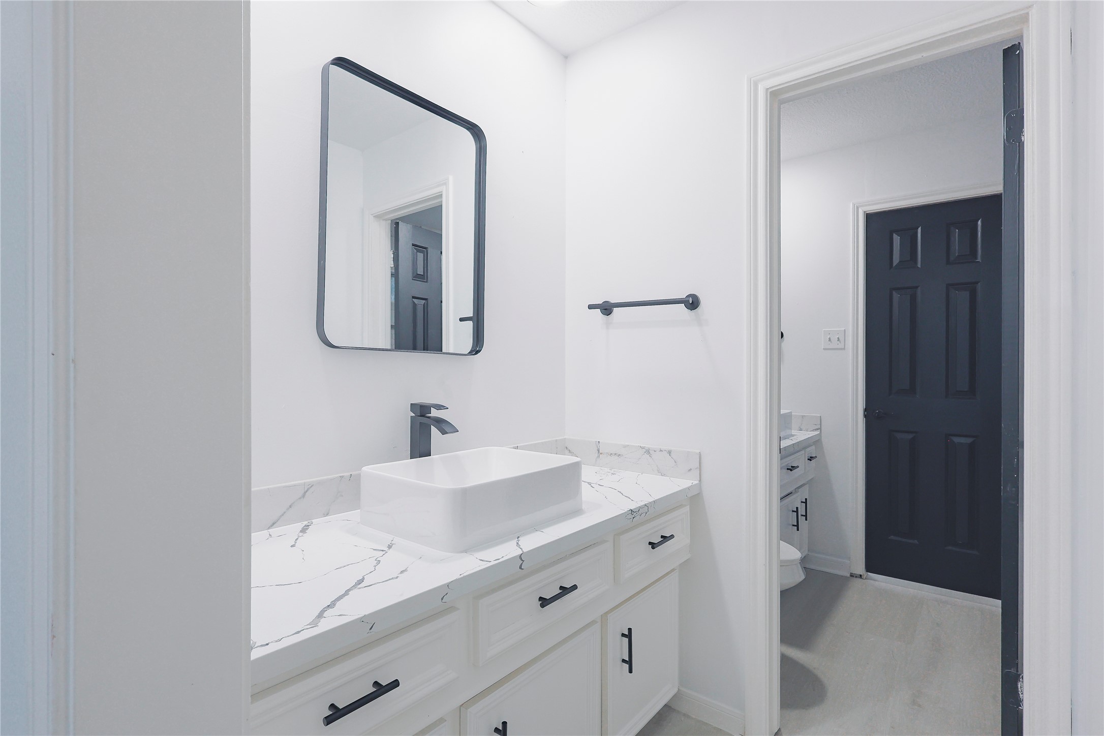 17527 Sandy Cliffs Drive Houston, TX 77090 - Photo 31 of 49