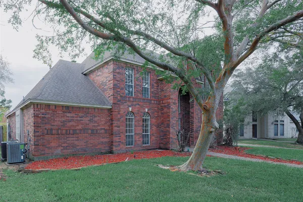 $440,000 | 17527 Sandy Cliffs Drive, Houston, TX 77090