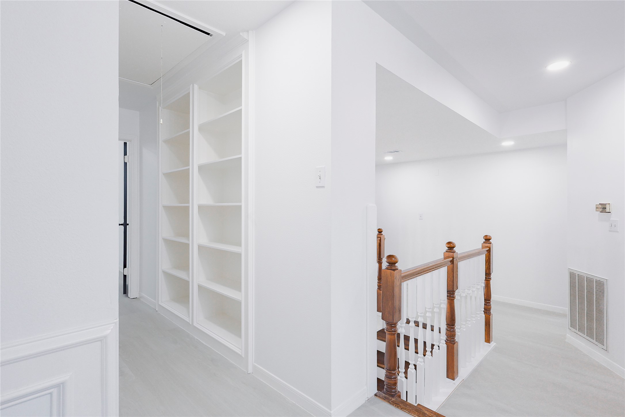 17527 Sandy Cliffs Drive Houston, TX 77090 - Photo 9 of 49