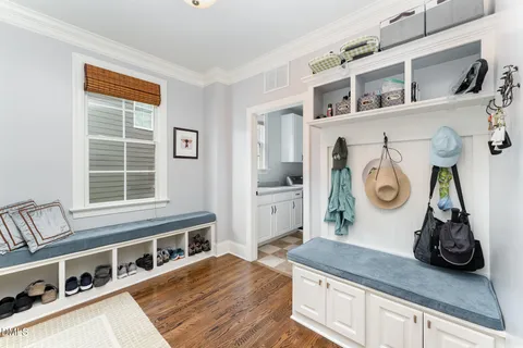 $1,095,000 | 524 Summer Harvest Court, Cary, NC 27519