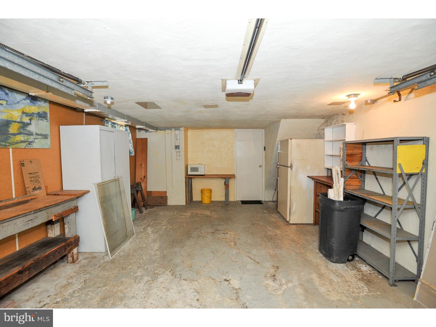 7531 Dungan Road Philadelphia, PA 19111 - Photo 22 of 25 Garage