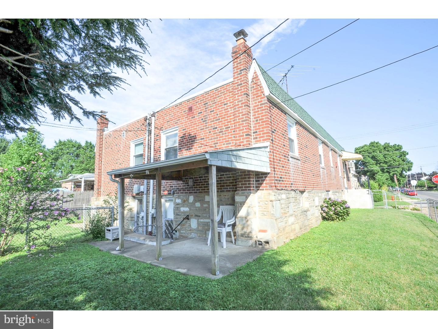 7531 Dungan Road Philadelphia, PA 19111 - Photo 23 of 25 Exterior Back