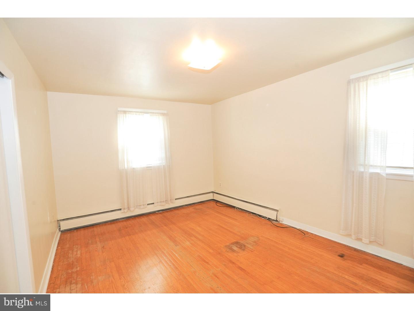 7531 Dungan Road Philadelphia, PA 19111 - Photo 9 of 25 Bedroom - Main