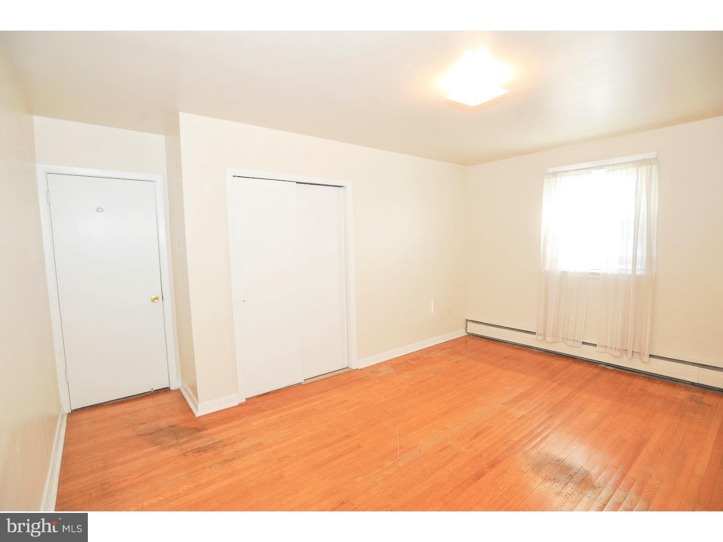 7531 Dungan Road Philadelphia, PA 19111 - Photo 10 of 25 Bedroom - Main