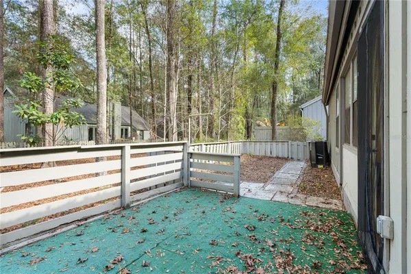 $1,975 | 4545 Southwest 84 Drive, Gainesville, FL 32608
