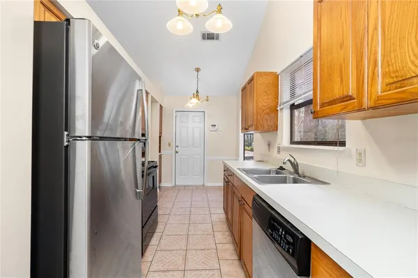 $1,975 | 4545 Southwest 84 Drive, Gainesville, FL 32608