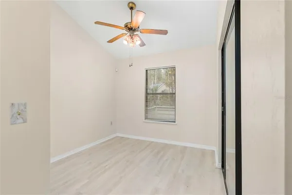 $1,975 | 4545 Southwest 84 Drive, Gainesville, FL 32608