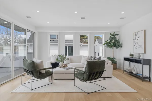 $2,299,000 | 156 Palisade Street, Unit C, Dobbs Ferry, NY 10522