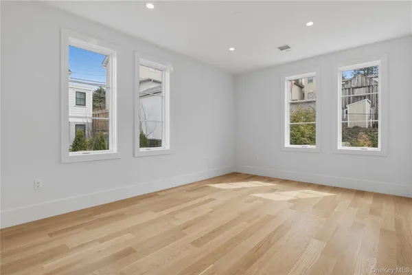 $2,299,000 | 156 Palisade Street, Unit C, Dobbs Ferry, NY 10522