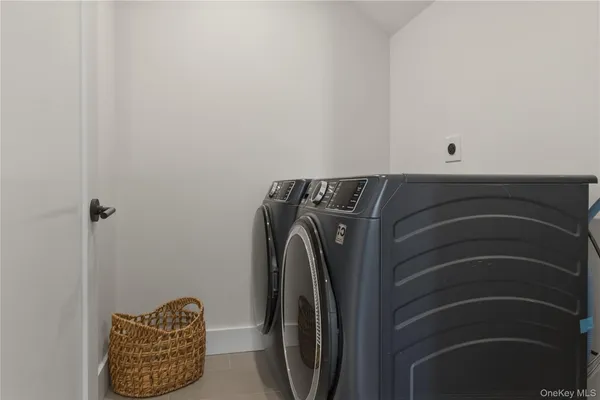 $2,299,000 | 156 Palisade Street, Unit C, Dobbs Ferry, NY 10522