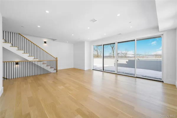 $2,299,000 | 156 Palisade Street, Unit C, Dobbs Ferry, NY 10522