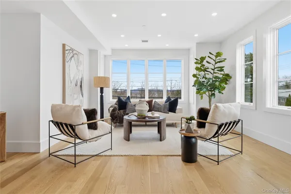 $2,299,000 | 156 Palisade Street, Unit C, Dobbs Ferry, NY 10522