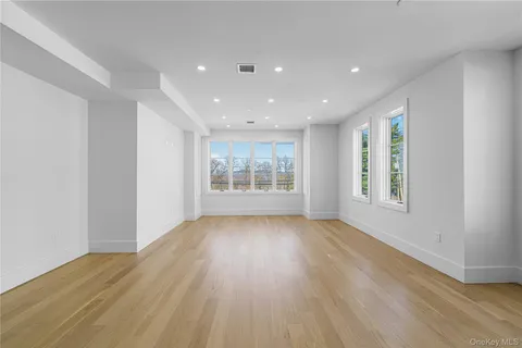 $2,299,000 | 156 Palisade Street, Unit C, Dobbs Ferry, NY 10522