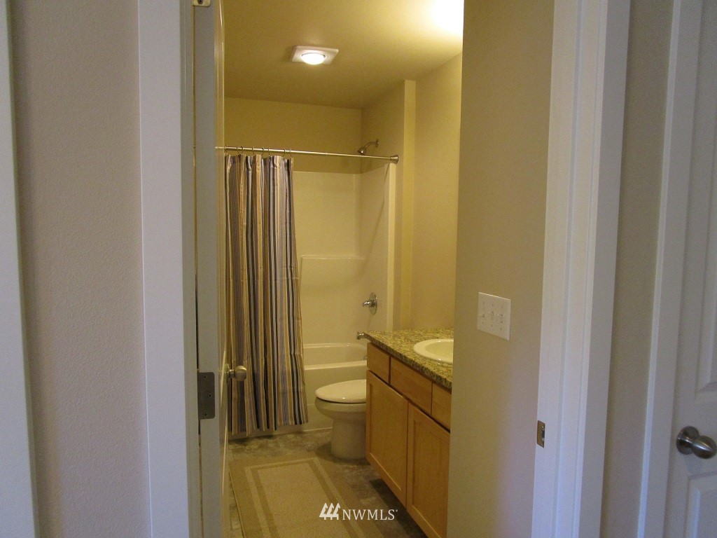 16531 2nd Park Southeast Bothell, WA 98012 - Photo 18 of 24