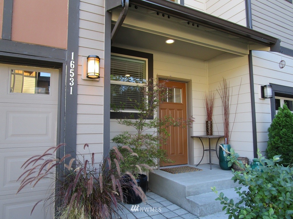 16531 2nd Park Southeast Bothell, WA 98012 - Photo 3 of 24