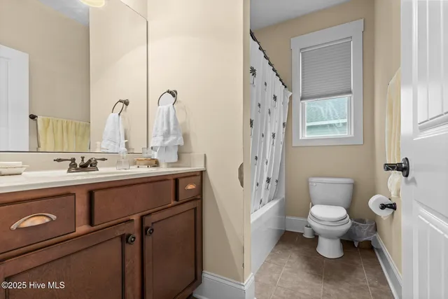 $399,900 | 807 Wildflower Drive, Holly Ridge, NC 28445