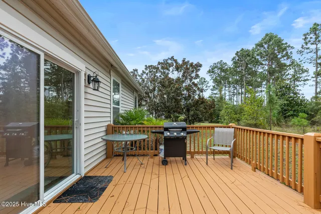 $399,900 | 807 Wildflower Drive, Holly Ridge, NC 28445