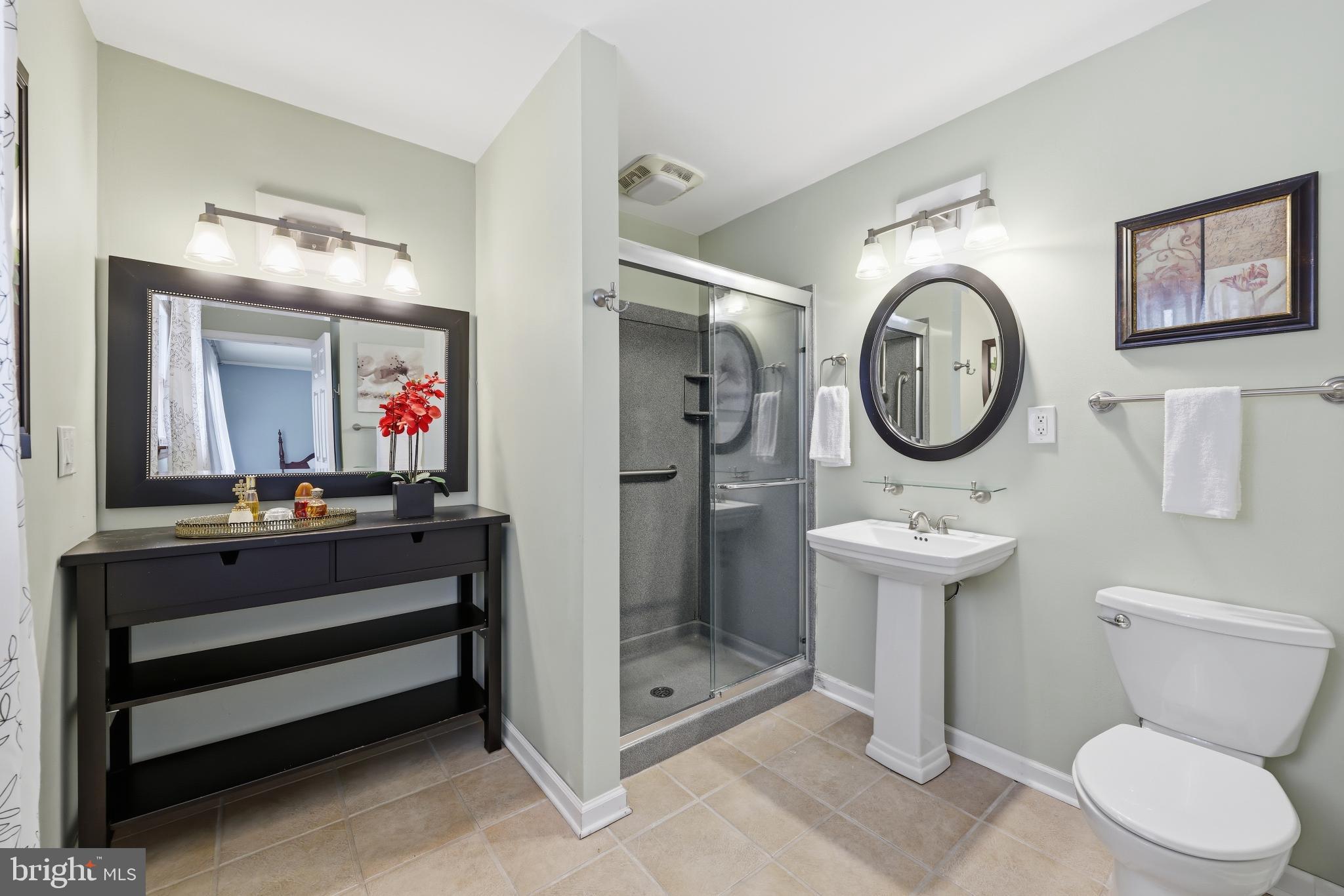 116 Pine Valley Road Cherry Hill, NJ 08034 - Photo 25 of 33 Primary Bathroom