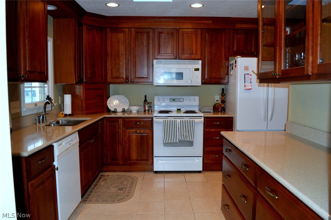 76 Indiana Road Vermilion, OH 44089 - Photo 7 of 35