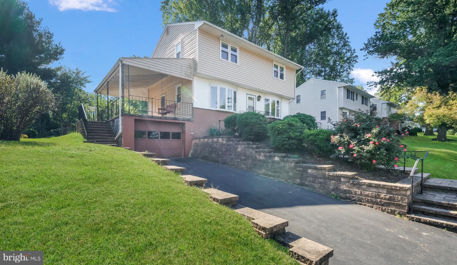 211 Cowbell Road Willow Grove, PA 19090 - Photo 3 of 24 Gallery Image 3