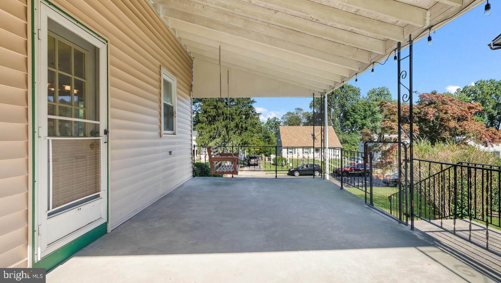211 Cowbell Road Willow Grove, PA 19090 - Photo 4 of 24 Gallery Image 4