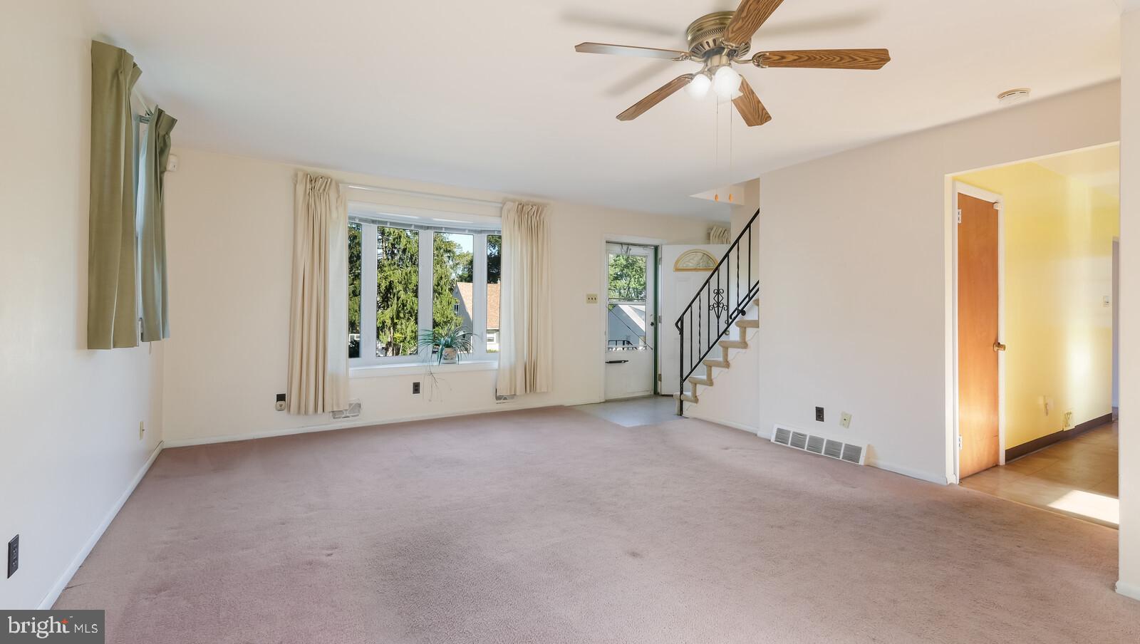 211 Cowbell Road Willow Grove, PA 19090 - Photo 6 of 24 Gallery Image 6