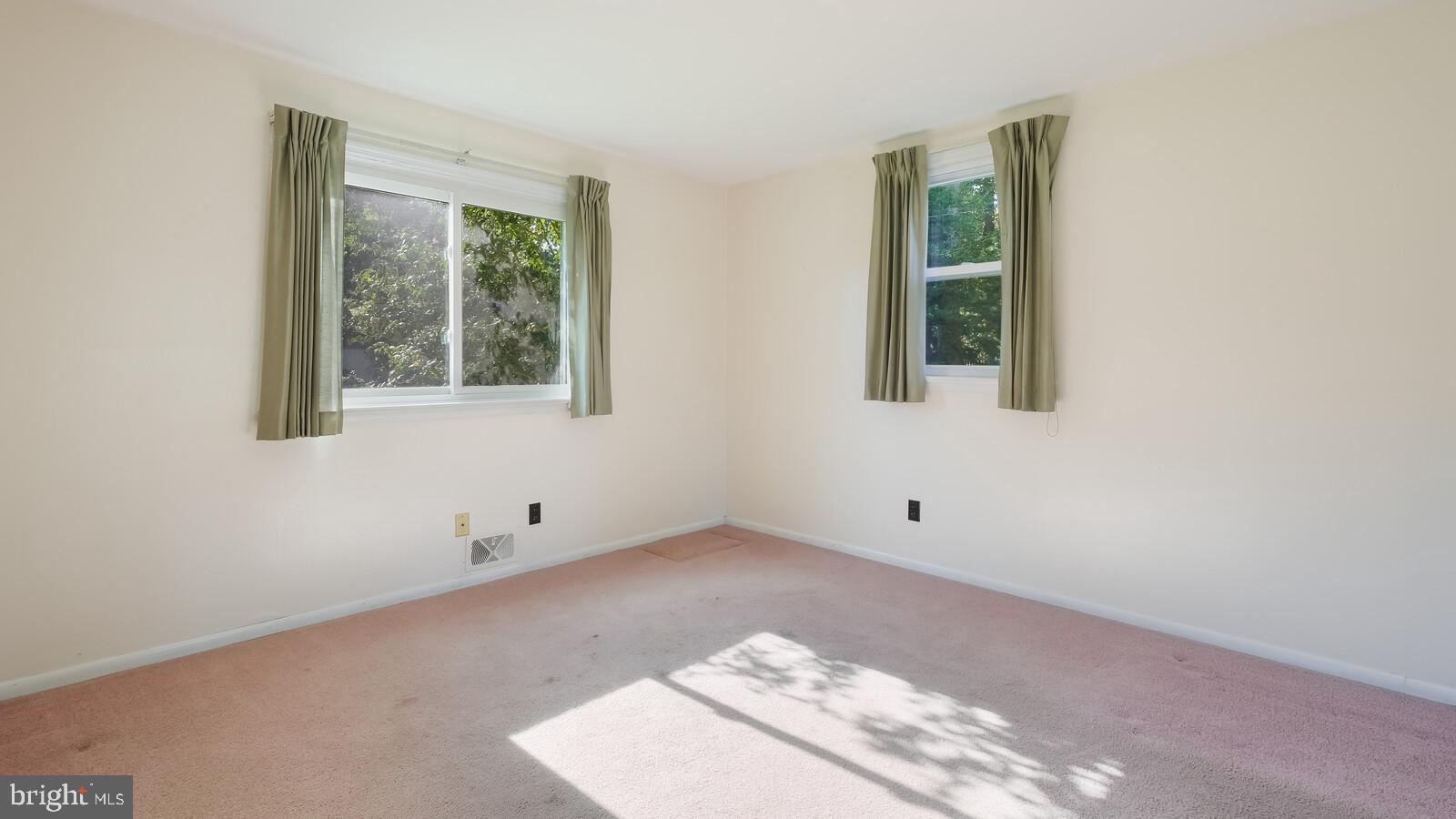 211 Cowbell Road Willow Grove, PA 19090 - Photo 9 of 24 Gallery Image 9