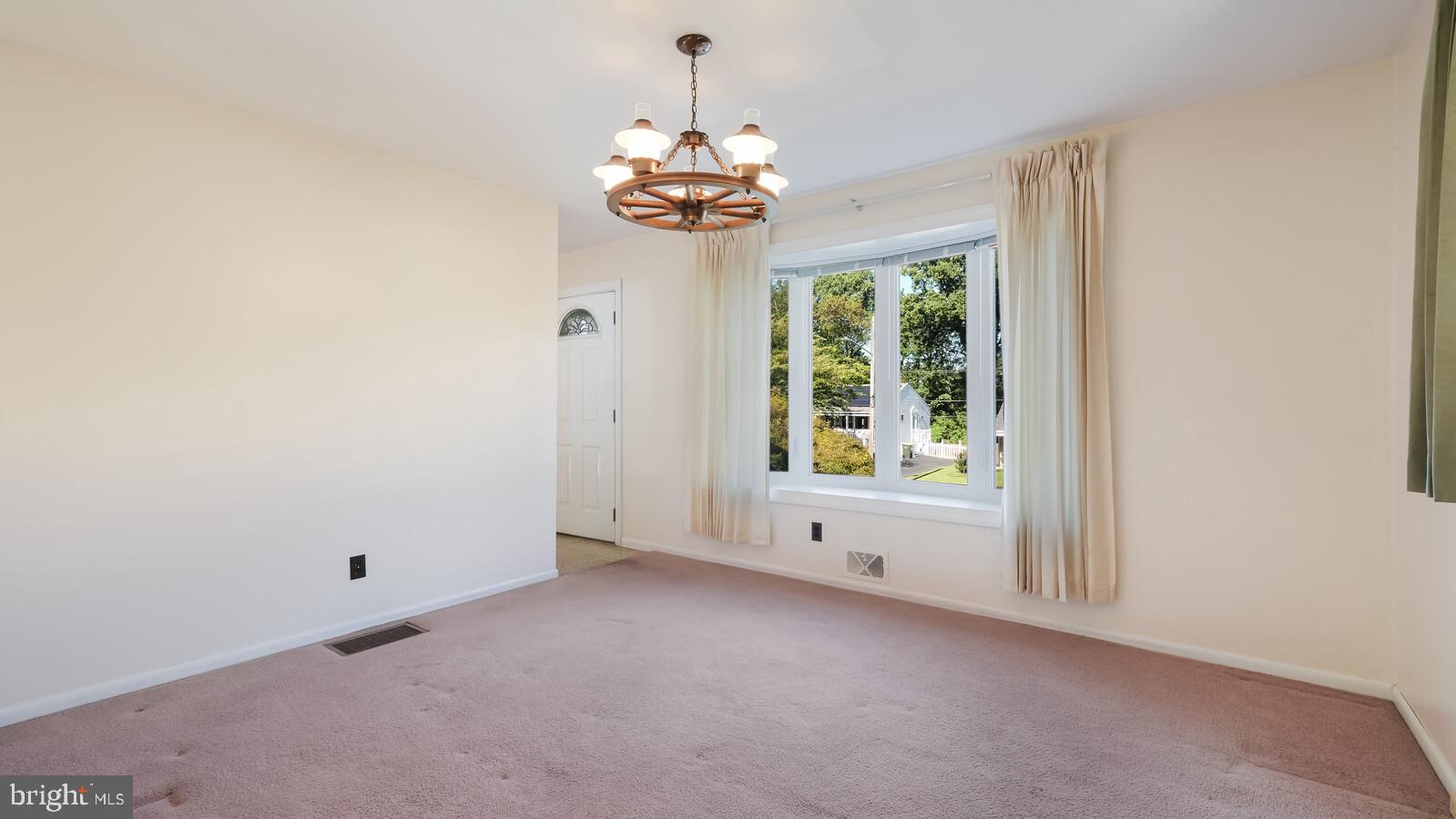 211 Cowbell Road Willow Grove, PA 19090 - Photo 10 of 24 Gallery Image 10