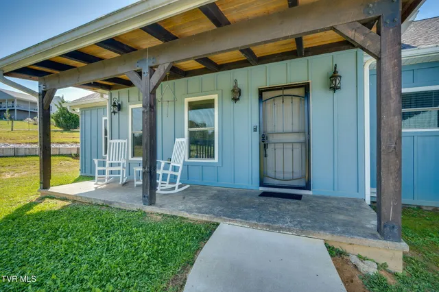 $597,000 | 325 Barren Road, Chuckey, TN 37641