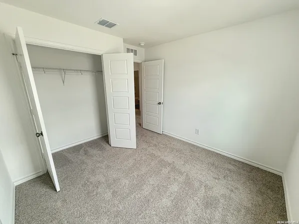 $2,150 | 930 Bluegrass Point, New Braunfels, TX 78130