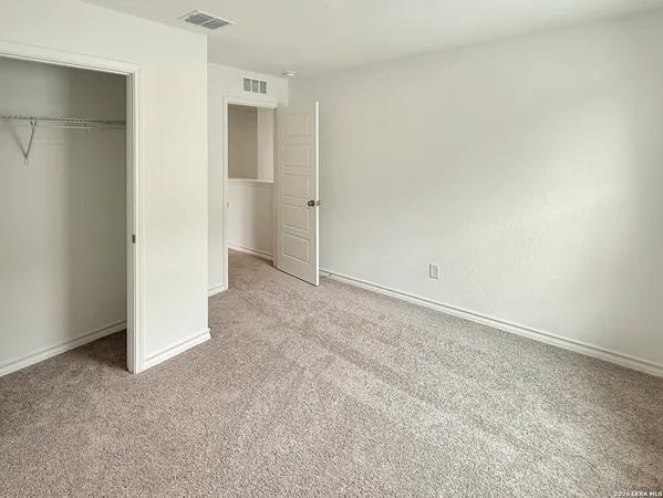 $2,150 | 930 Bluegrass Point, New Braunfels, TX 78130