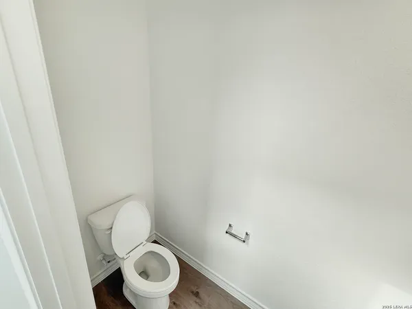 $2,150 | 930 Bluegrass Point, New Braunfels, TX 78130