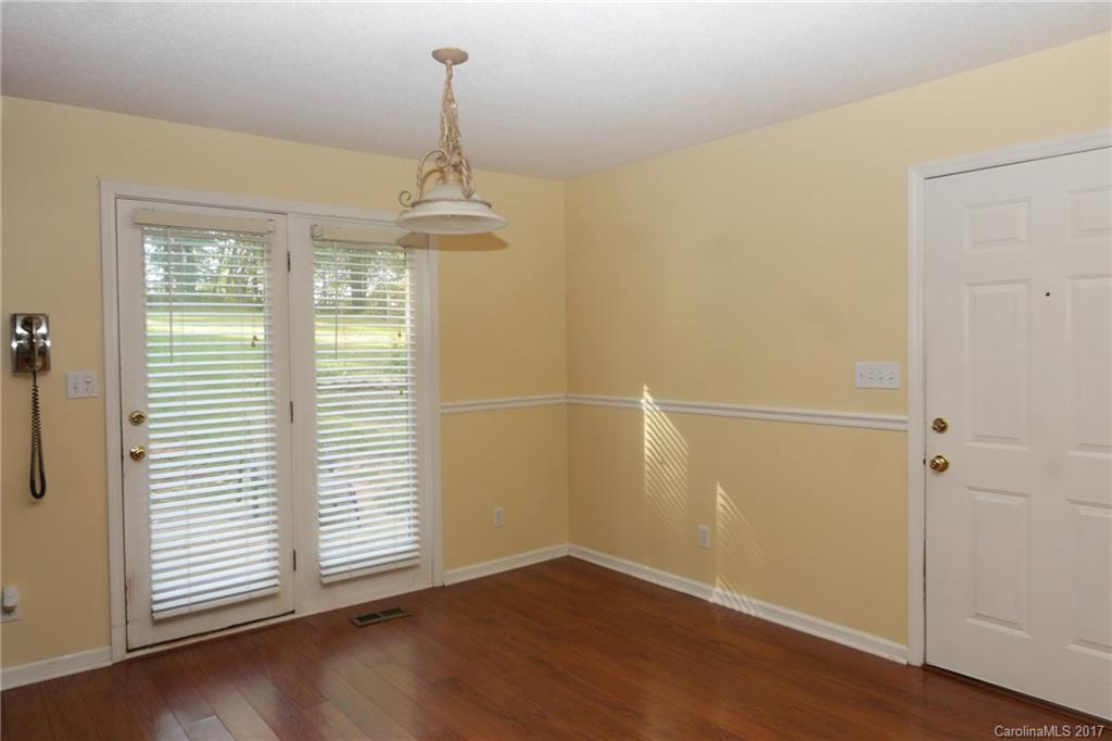 335 Rainbow Circle Clover, SC 29710 - Photo 8 of 16