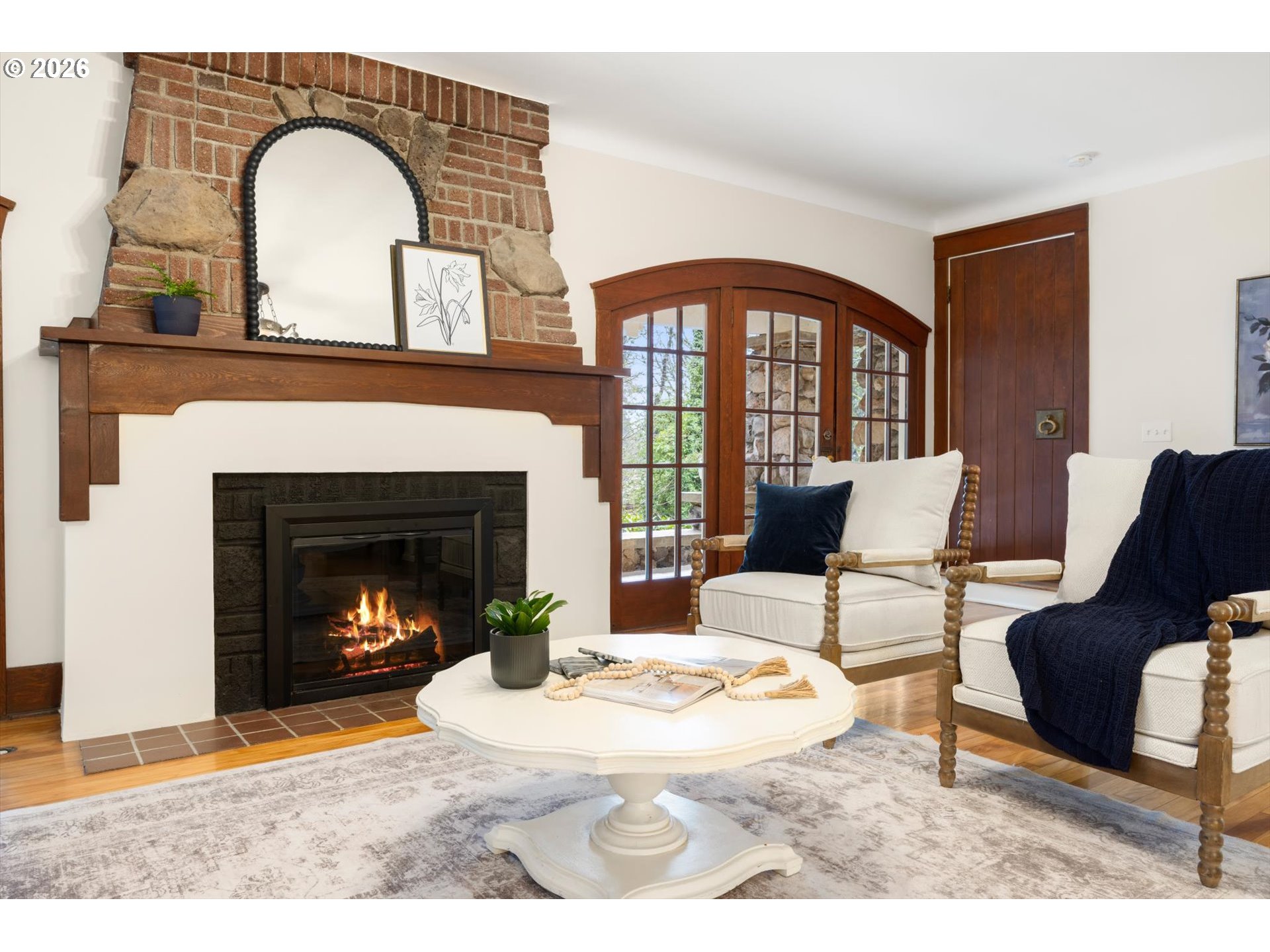49 Southwest Briarwood Road Lake Oswego, OR 97034 - Photo 3 of 48 Living Room