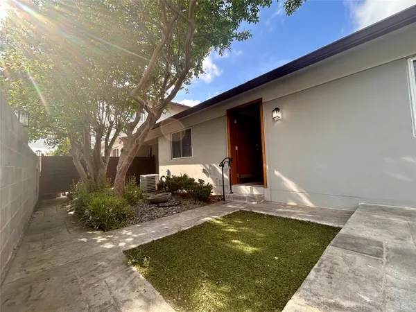 $1,800 | 8922 Trone Circle, Unit D, Austin, TX 78758