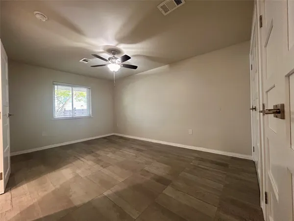$1,800 | 8922 Trone Circle, Unit D, Austin, TX 78758