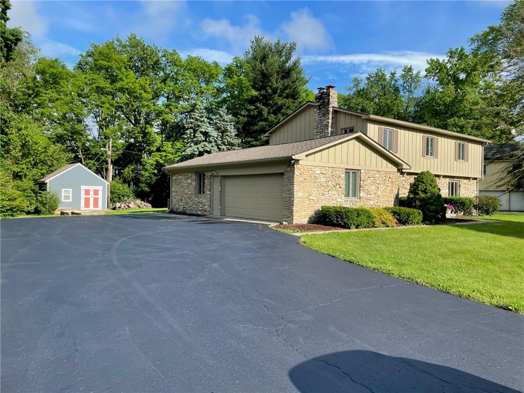 8739 Lancaster Road Indianapolis, IN 46260 - Photo 3 of 47 Gallery Image 3