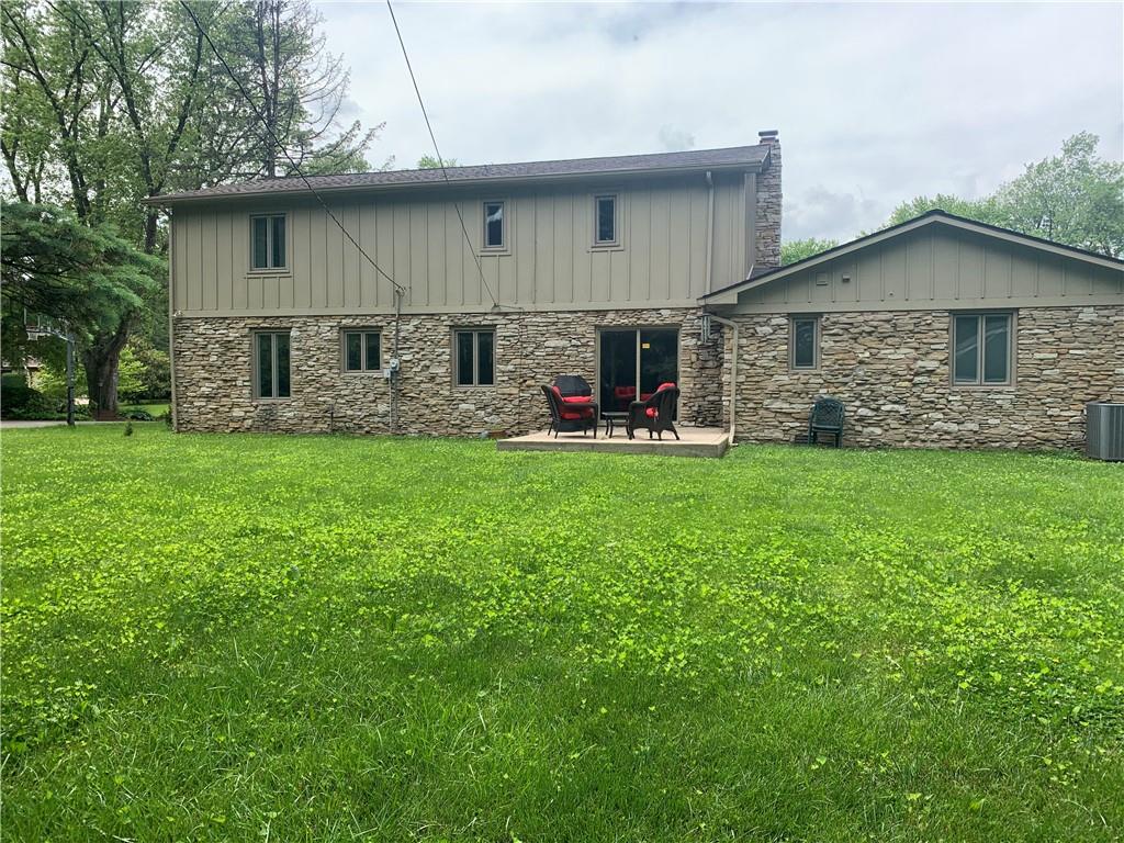 8739 Lancaster Road Indianapolis, IN 46260 - Photo 8 of 47 Gallery Image 8